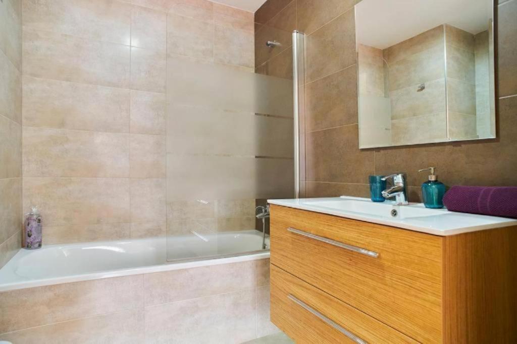 Barcelona Sagrada Familia Apartment Luaran gambar